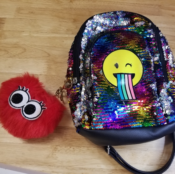 Justice backpack and keychain - Picture 1 of 8